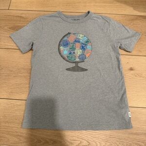 J. Crew Crewcuts boys shirt L 10 11 world glove traveler passport stamps travel